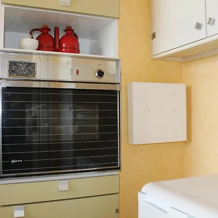 Villeneuve-loubet, 1 Piece, 2 Personnes - Fr-1-252a-8 Apartment *