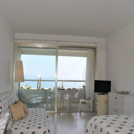 Apartment Villeneuve-loubet, 1 Piece, 2 Personnes - Fr-1-252a-8 *